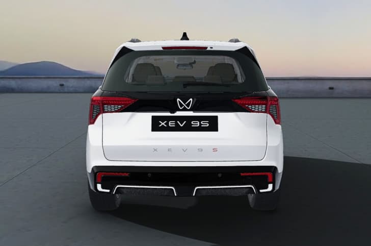 Mahindra XEV 9S rear static